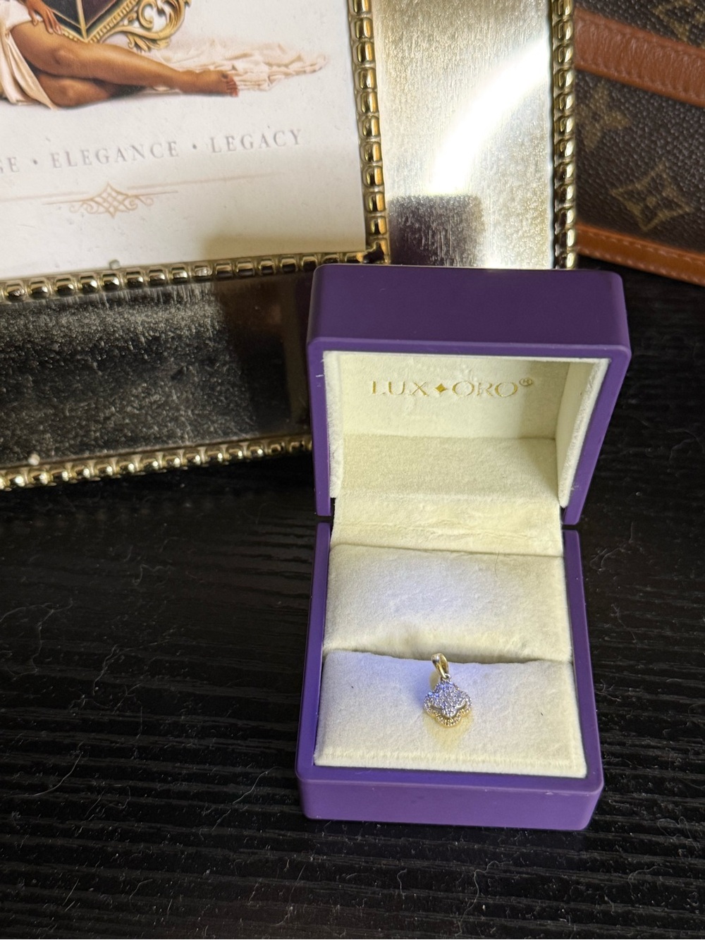 Vintage 10K Gold Natural Diamond Clover Pendant Estate Jewelry